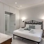 Апартаменты Luxury Flat With Terrace By Historic Center *