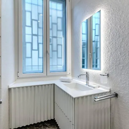 Luxury Flat With Terrace By Historic Center *