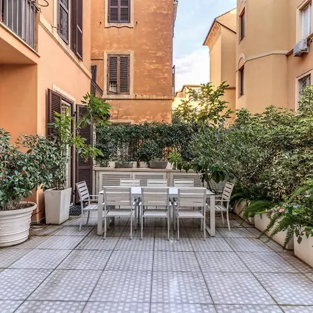 Luxury Flat With Terrace By Historic Center Apartment *