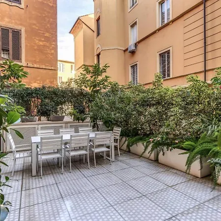 Apartment Luxury Flat With Terrace By Historic Center *